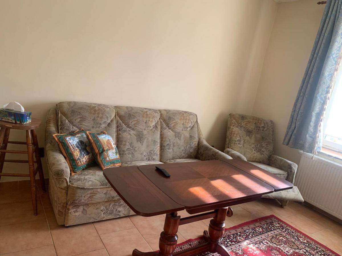 Ubytovani V Apartmanu, 2 Loznice, Na Farme Bzany Bagian luar foto